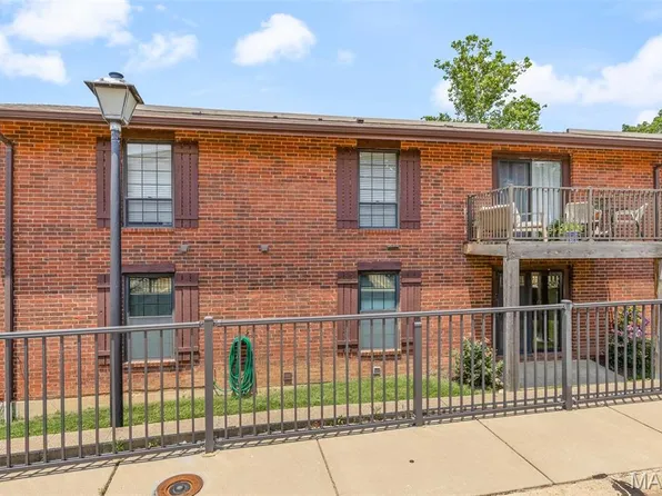 5543 Baronridge Dr APT 3, Saint Louis, MO 63129