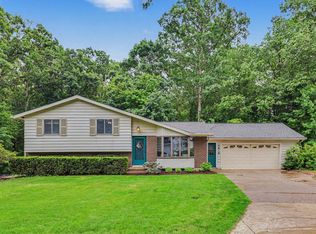 4818 Kittery Dr NW, Comstock Park, MI 49321