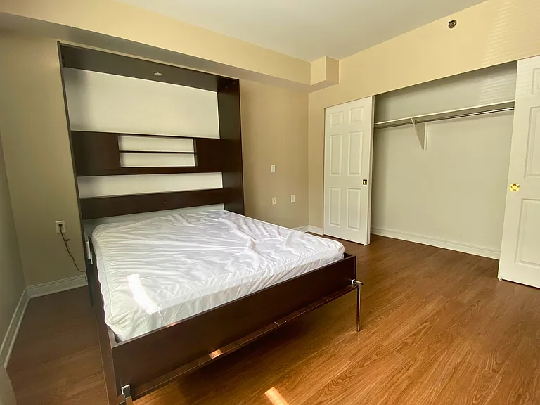 353 Friel St #G28 — Photo 12