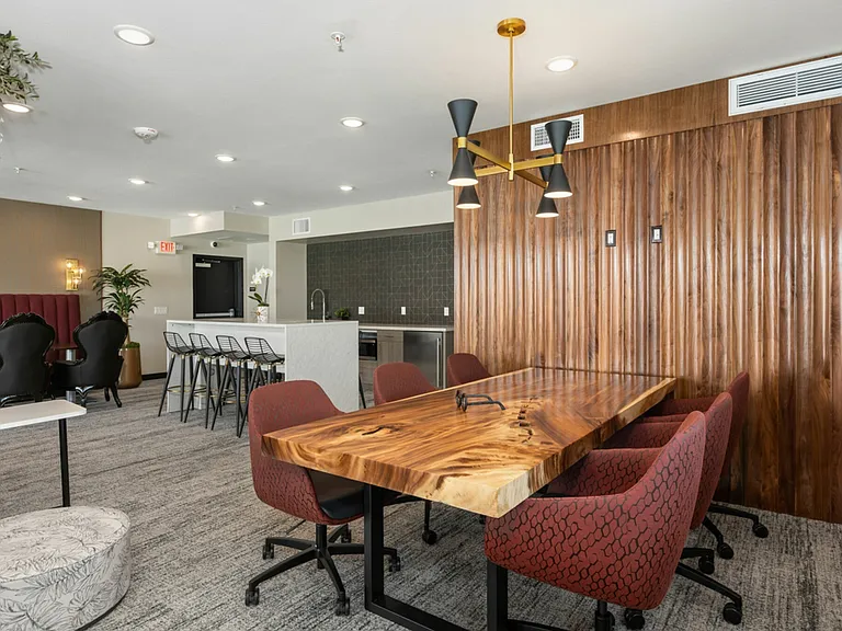 Stateside Student Housing — Photo 15