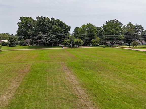 3rd image of Lindell St Lot 8