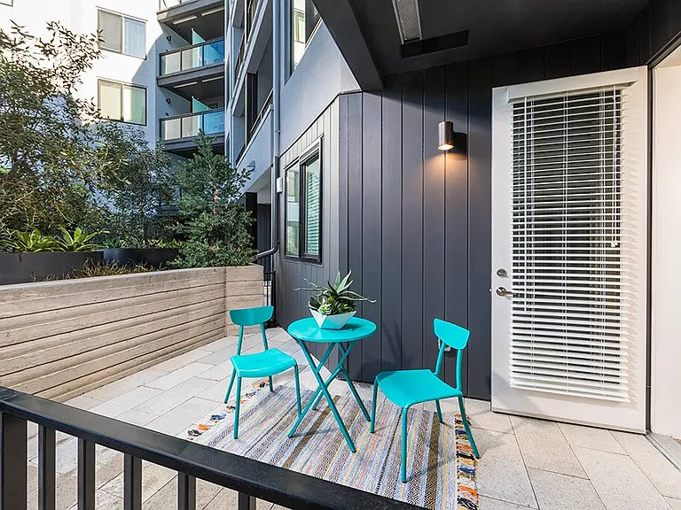 Altitude Apartments — Photo 28