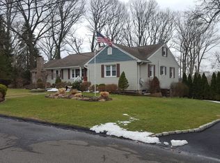 82 Westervelt Ave, North Haledon, NJ