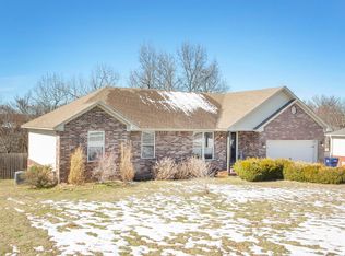 180 Crestpointe Dr, Russellville, AR 72802
