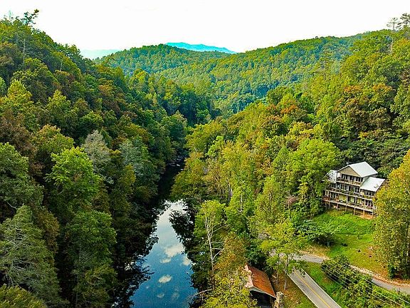 4th image of 4273 Pittman Center Rd