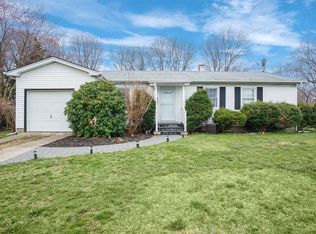 58 Clifton Pl, Port Jefferson Station, NY 11776
