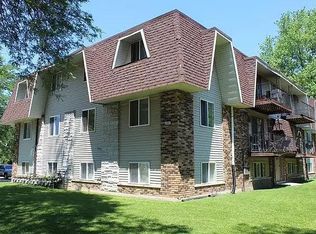 4300 Lindenwood Dr APT 3SE, Matteson, IL 60443