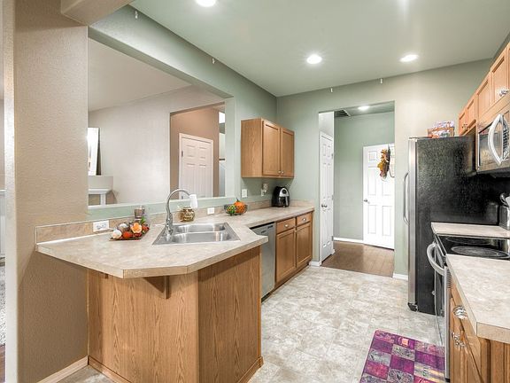 4th image of 19113 19th Avenue Ct E