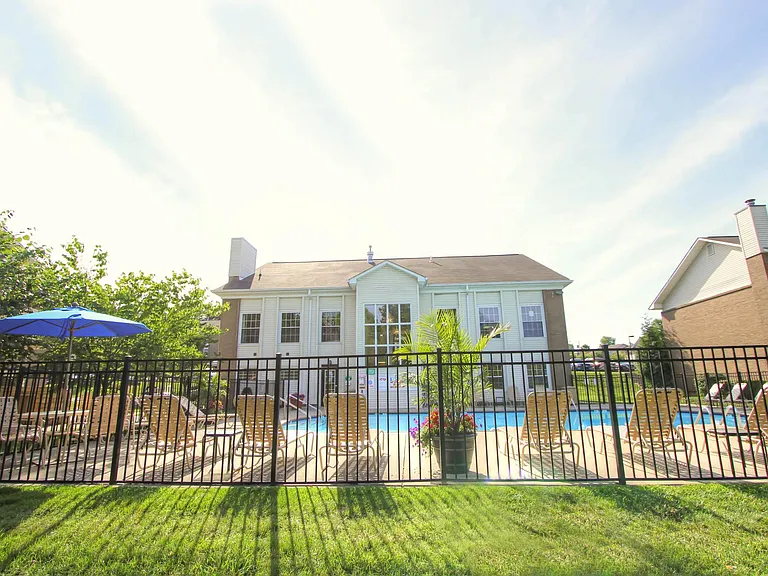 The Reserve at Merrick Apartments & Townhomes — Photo 12