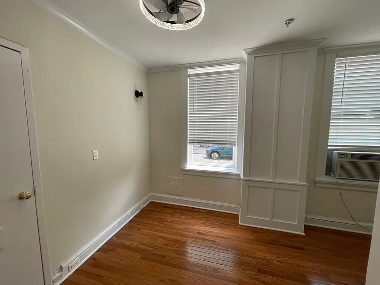 24 E Liberty St #16B — Photo 15