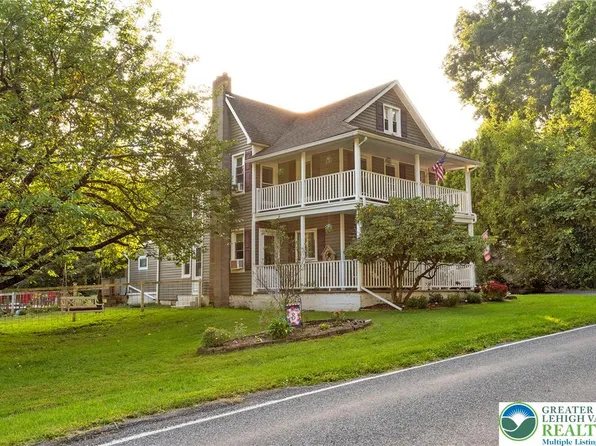 1114 Fox Gap Rd, Bangor, PA 18013