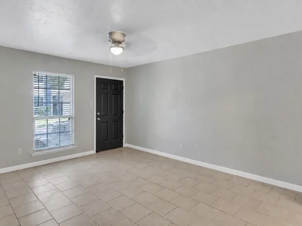 122 E Crosstimbers St, Houston, TX