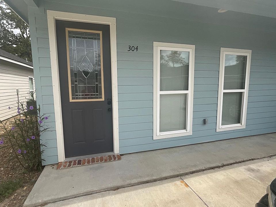 1st image of 304 Lacey Eden Ln