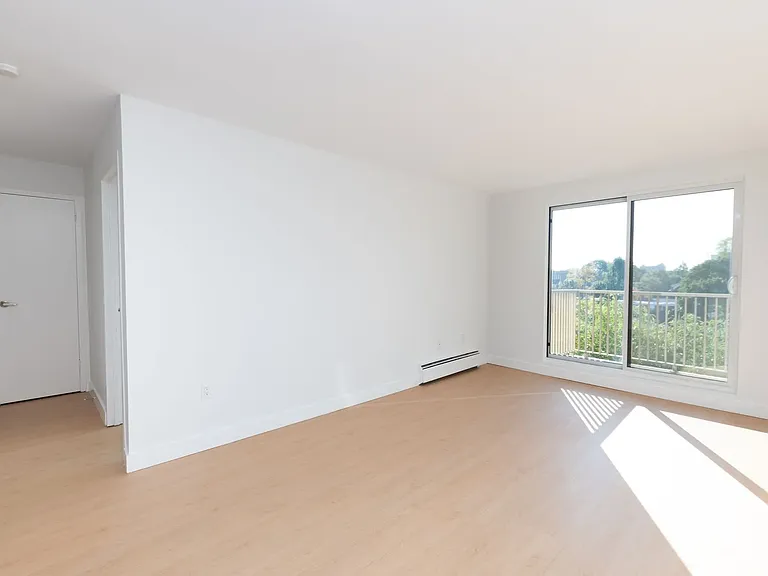 420 Central Ave — Photo 6