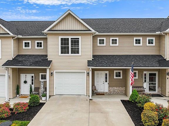 5th image of 281 Louise Ln