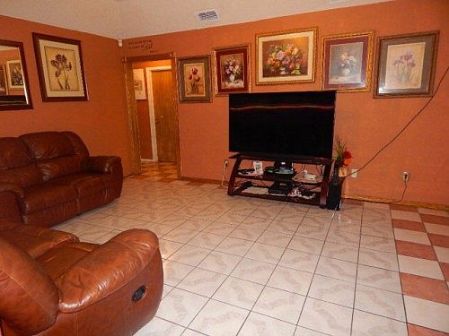 3rd image of 413 Acapulco Ln