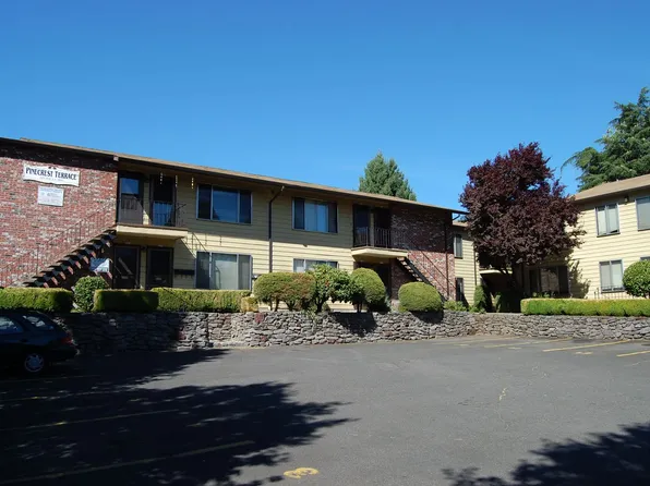 Pinecrest Terrace, 222-258 SE 28th Ave, Portland, OR 97214