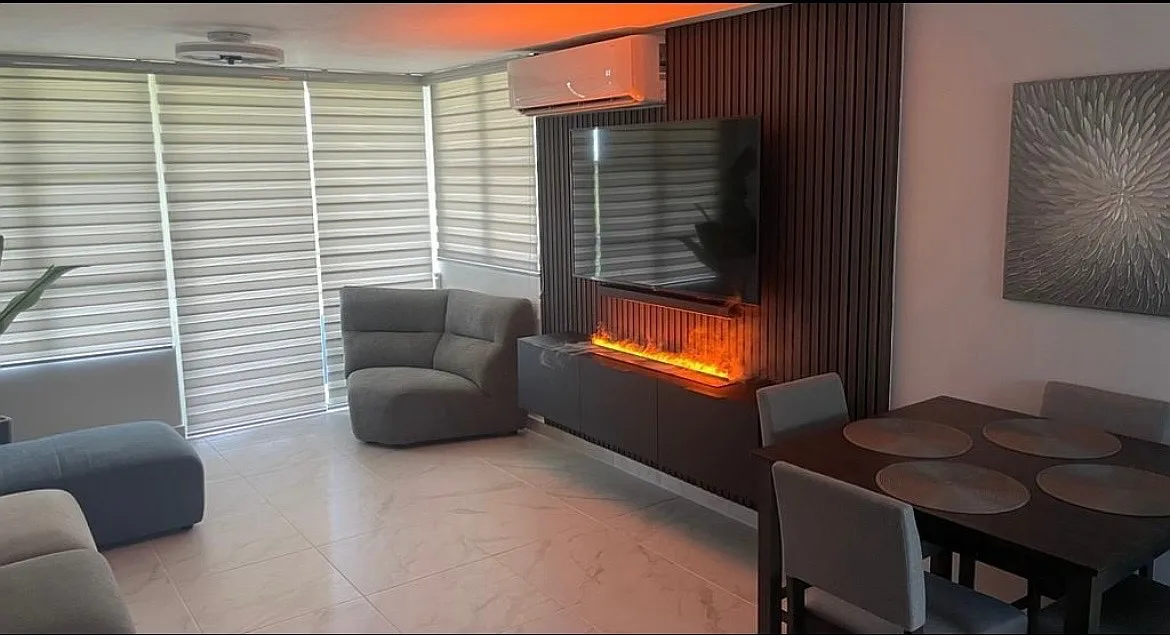 3 bed, 1400 sqft, $2,000 — Photo 2