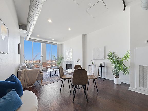 2nd image of 720 N Larrabee St APT 1711