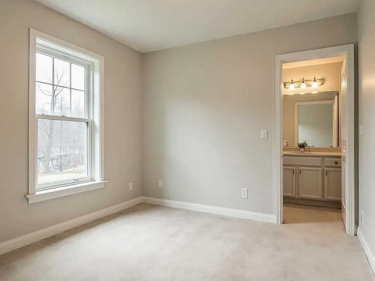 308 Mount Manor Rd — Photo 6