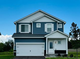 905 Spruce St N, Cambridge, MN 55008