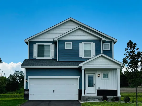 905 Spruce St N, Cambridge, MN 55008