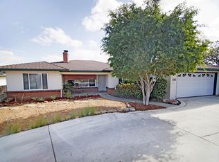 455 Hillside Ter, Vista, CA 92084