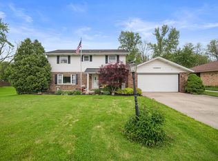 4301 S Peachtree Ln, Muncie, IN 47304