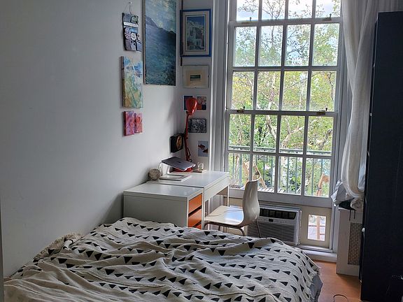 3rd image of 516 E 78th St APT 4I