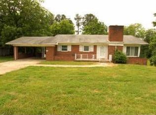 611 W Harrison St, Reidsville, NC 27320