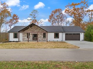 576 Norwood Dr, East Bernstadt, KY 40729