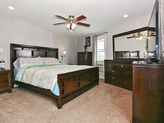 2nd image of 45 Hart Ave