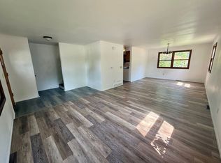 901-903 W Adler Rd #901, Marshfield, WI 54449