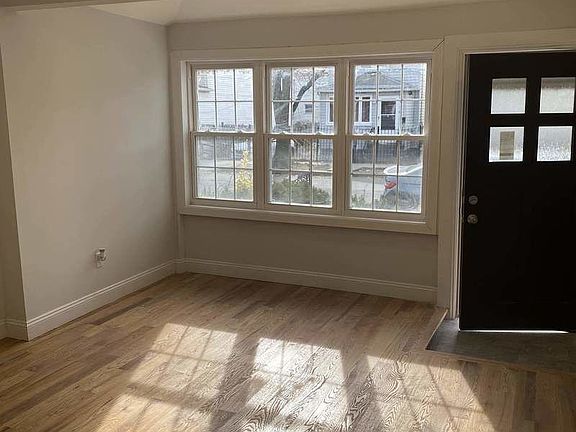 2nd image of 14537 130th Ave