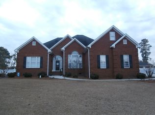 1350 Longleaf Dr, Hartsville, SC 29550