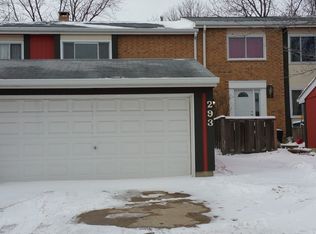 293 Pueblo Dr, Bolingbrook, IL 60440