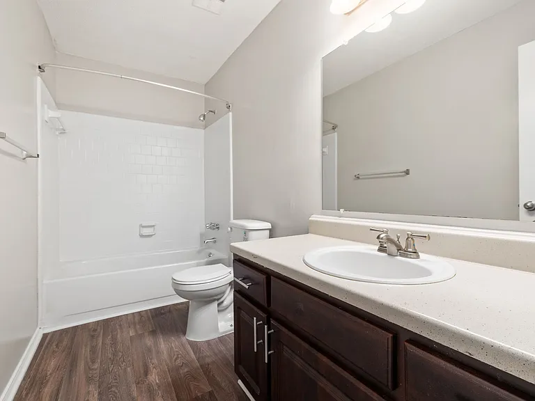 North Oaks Landing — Photo 37
