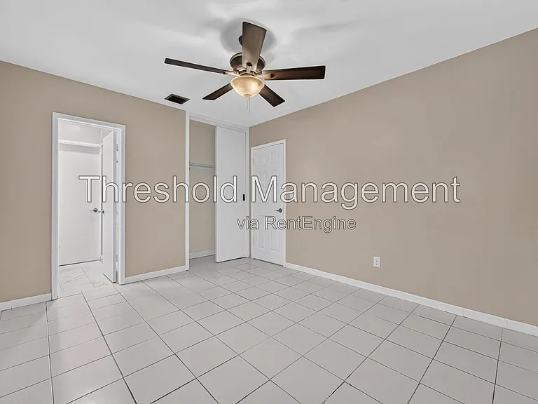 19632 NE 12th Pl — Photo 26
