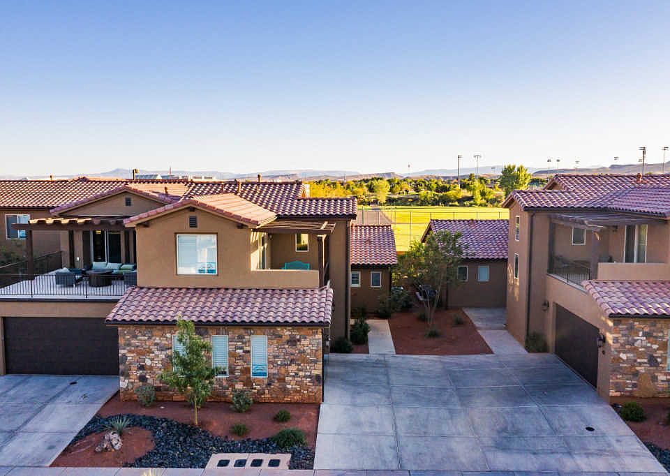 1st image of 3800 Paradise Village Dr #83