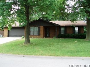 6008 Erie Station Rd, Belleville, IL 62223