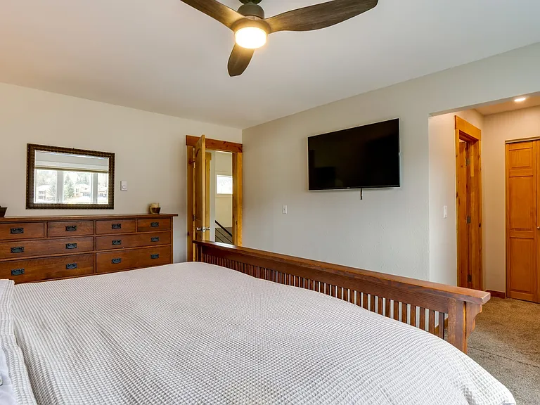Columbine Cir — Photo 8