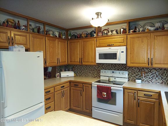 4th image of 2087 2nd St