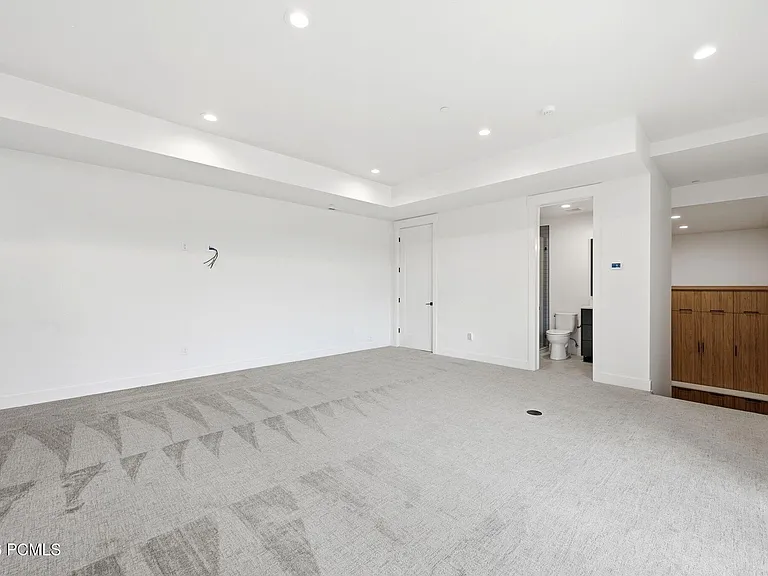 4043 W Crest Ct — Photo 47
