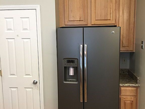 2nd image of 721 Austin Pl