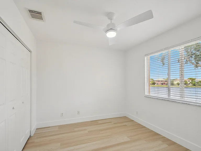 6224 Reynolds St — Photo 38