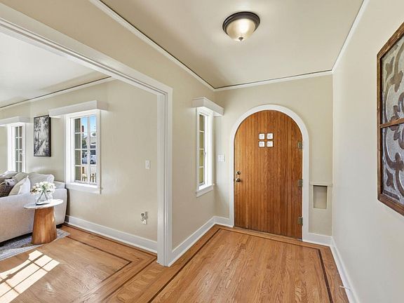 3rd image of 181 College Way