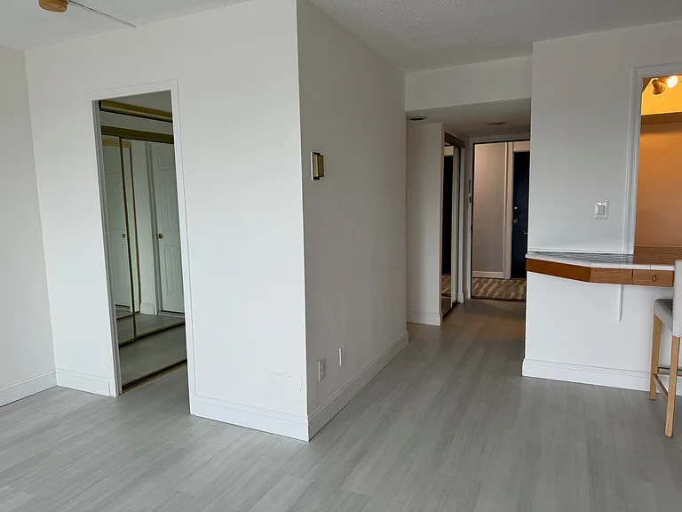 1330 New Hampshire Ave NW — Photo 10