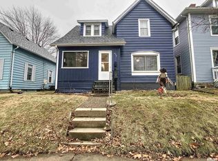 832 17th Ave, Moline, IL 61265