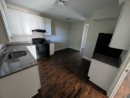 199-207 Howe Ave #203 Photo 1