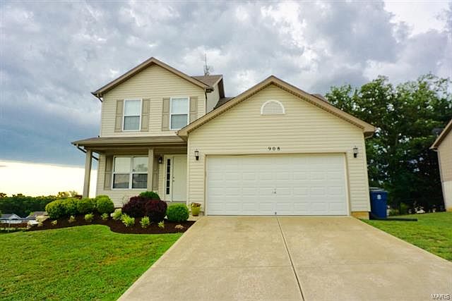 1st image of 908 Winston Ct